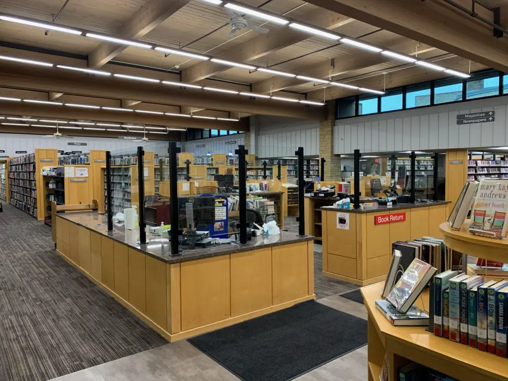 Sneeze protector installation for office in Wisconsin